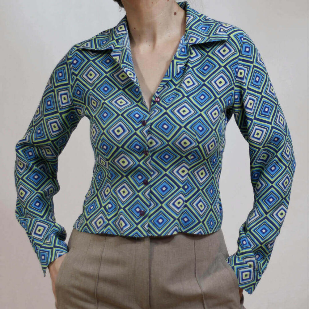 camasa vintage albastra cu print geometric